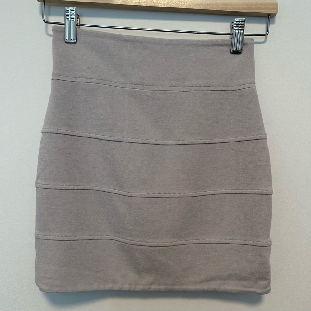 2 Aritzia Talula bandage skirts Size 2
Black and beige